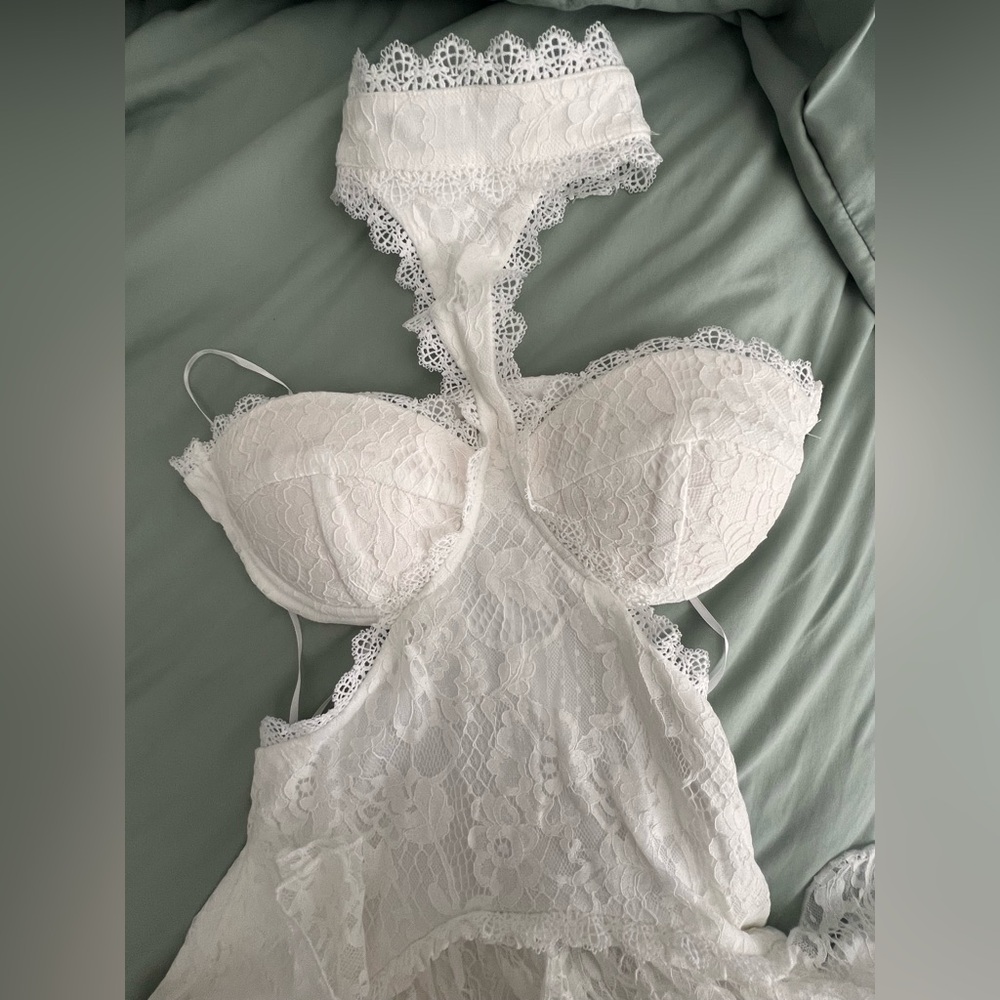12th Tribe Princesa White Lace Drop Waist Maxi Dress - Picture 6 of 6